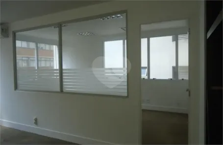 Sala Comercial para alugar, 389m² no Cerqueira César, São Paulo