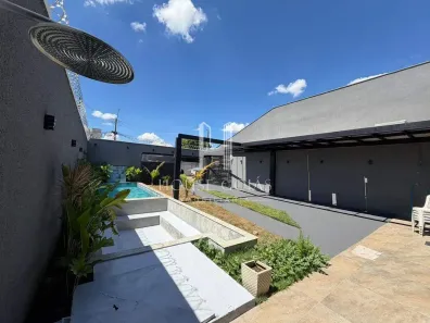 Casa com 3 Quartos à venda, 330m² no Condomínio das Esmeraldas, Goiânia