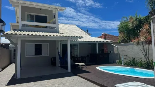 Casa com 4 Quartos à venda, 215m² no Campeche, Florianópolis