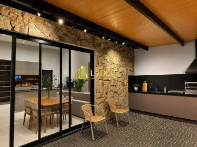 Casa com 3 Quartos à venda, 120m² no Grand Ville, Uberlândia