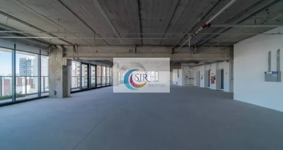 Prédio Comercial para alugar, 6479m² no Pinheiros, São Paulo
