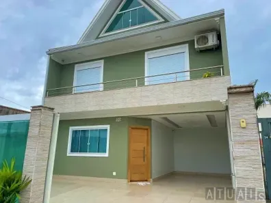 Sobrado com 3 Quartos para venda ou aluguel, 157m² no Jardim Amélia, Pinhais