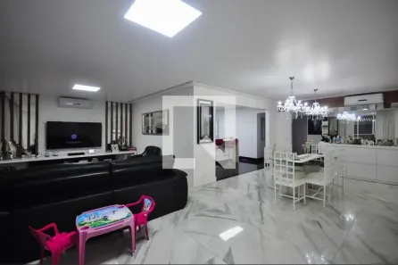 Casa com 5 Quartos à venda, 350m² no Jardim Leonor, São Paulo