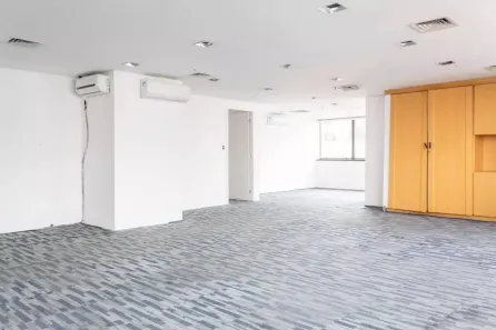 Ponto Comercial para alugar, 158m² no Cidade Monções, São Paulo