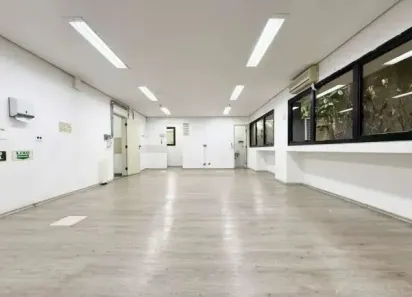 Prédio Comercial com 11 Quartos para venda ou aluguel, 1722m² no Liberdade, São Paulo