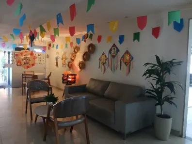 Apartamento com 2 Quartos para alugar, 45m² no Imbiribeira, Recife