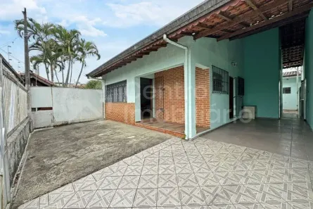 Casa com 3 Quartos à venda, 170m² no Centro, Peruíbe