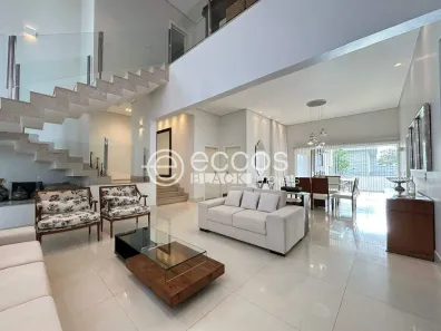 Casa de Condomínio com 4 Quartos à venda, 410m² no Nova Uberlândia, Uberlândia