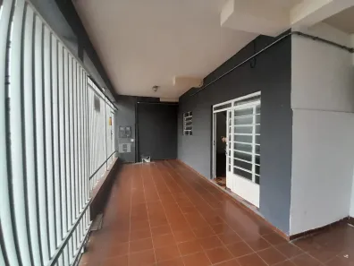 Sobrado com 3 Quartos à venda, 380m² no Terra Nova, Taubaté