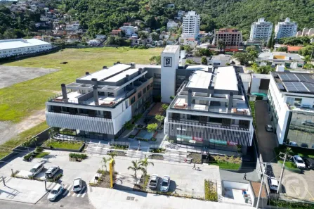 Apartamento com 2 Quartos para alugar, 111m² no Saco Grande, Florianópolis