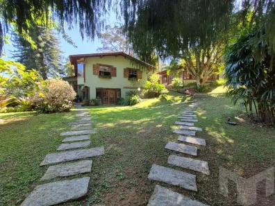 Casa de Condomínio com 5 Quartos à venda, 600m² no Araras, Petrópolis