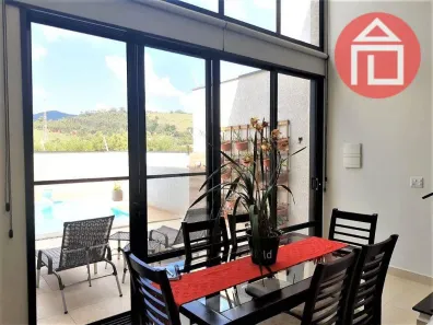 Casa de Condomínio com 3 Quartos à venda, 200m² no Condomínio Portal da Serra, Bragança Paulista
