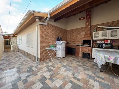 Casa com 3 Quartos à venda, 132m² no Vila Amélia, Poá