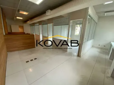 Sala Comercial para alugar, 140m² no Indianópolis, São Paulo