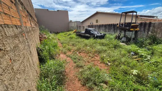Lote/Terreno à venda, 300m² no Residencial Maringá, Goiânia