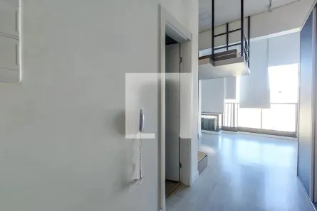 Kitnet com 1 Quarto à venda, 28m² no Jardim das Acácias, São Paulo