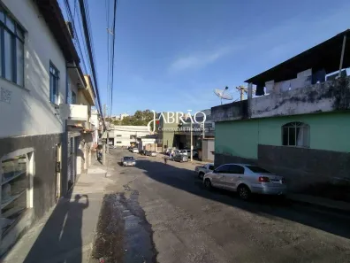 Casa com 3 Quartos para alugar, 70m² no Santa Efigênia, Barbacena