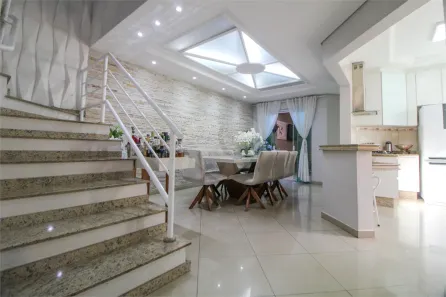 Sobrado com 3 Quartos à venda, 217m² no Jardim Wanel Ville IV, Sorocaba