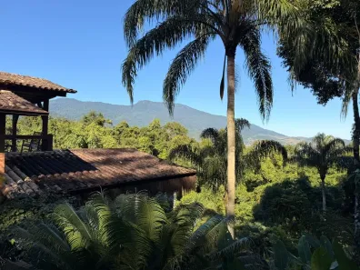 Casa com 5 Quartos para venda ou aluguel, 357m² no Cocaia, Ilhabela