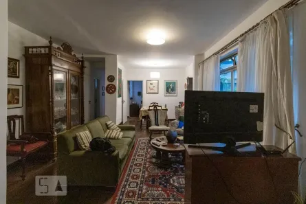 Casa com 4 Quartos à venda, 220m² no Vila Uberabinha, São Paulo