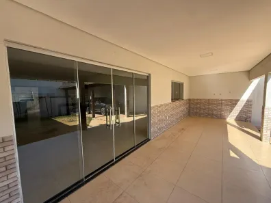 Casa com 3 Quartos à venda, 300m² no Setor Tradicional, Brasília