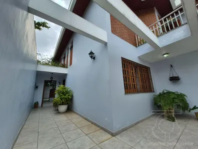 Casa com 3 Quartos à venda, 179m² no Jardim das Vertentes, São Paulo