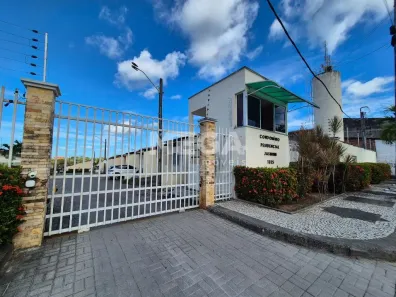 Casa com 2 Quartos para alugar, 59m² no Pracinha, Pacatuba
