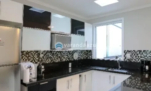 Sobrado com 3 Quartos à venda, 214m² no Vila Nova Socorro, Mogi das Cruzes