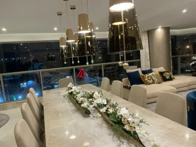 Apartamento com 3 Quartos à venda, 217m² no Moema, São Paulo