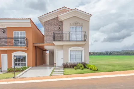 Casa de Condomínio com 3 Quartos à venda, 110m² no Colônia Dona Luíza, Ponta Grossa