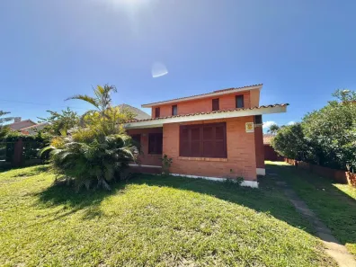 Sobrado com 4 Quartos à venda, 227m² no , Xangri-Lá