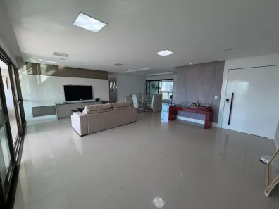 Apartamento com 3 Quartos à venda, 243m² no Patamares, Salvador