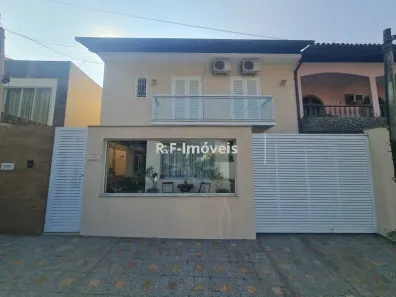 Casa de Condomínio com 3 Quartos à venda, 313m² no Vila Valqueire, Rio de Janeiro