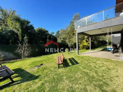 Casa com 4 Quartos à venda, 300m² no Chácara São João, Carapicuíba