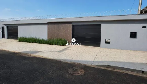 Galpão/Depósito/Armazém à venda, 500m² no Olinda, Uberaba