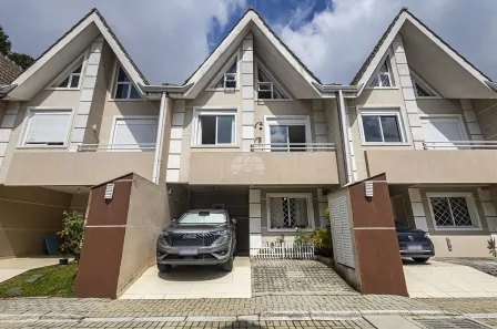 Sobrado com 3 Quartos à venda, 133m² no Barreirinha, Curitiba