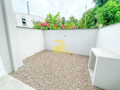 Sobrado com 3 Quartos à venda, 99m² no Valparaiso, Blumenau