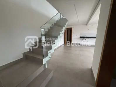 Cobertura com 4 Quartos para alugar, 184m² no Daniel Fonseca, Uberlândia