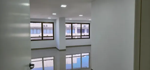 Sala Comercial para alugar, 51m² no Del Castilho, Rio de Janeiro