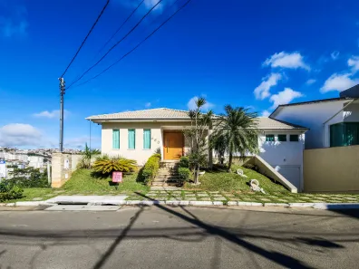 Casa de Condomínio com 4 Quartos à venda, 389m² no São Pedro, Juiz de Fora