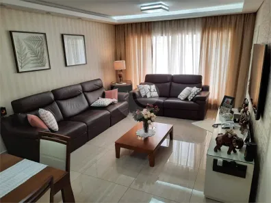 Sobrado com 3 Quartos à venda, 180m² no Vila Cordeiro, São Paulo