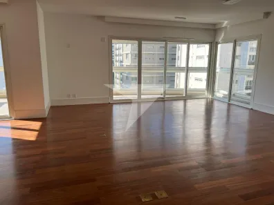 Apartamento com 4 Quartos para alugar, 225m² no Vila Nova Conceição, São Paulo