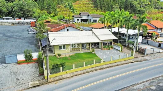 Casa com 3 Quartos à venda, 192m² no Belchior Alto, Gaspar