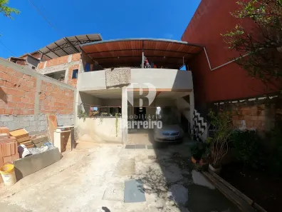 Casa com 4 Quartos à venda, 200m² no Petrópolis (Barreiro), Belo Horizonte