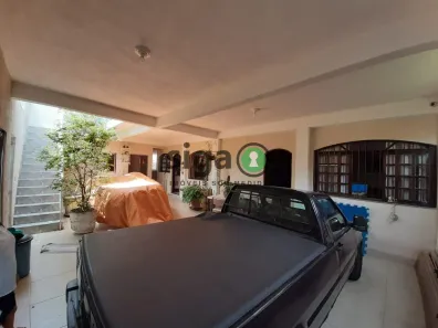 Casa com 4 Quartos à venda, 256m² no Jardim Monte Azul, São Paulo