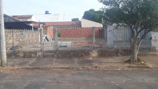 Lote/Terreno à venda, 360m² no Vila Industrial, Bauru