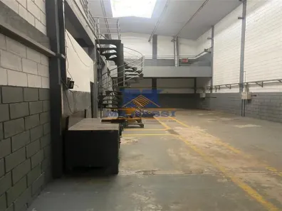 Galpão/Depósito/Armazém para alugar, 400m² no Parque Oratório, Santo André