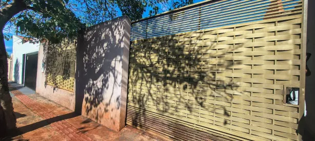 Casa com 3 Quartos para alugar, 90m² no Jardim Itapoá, Londrina