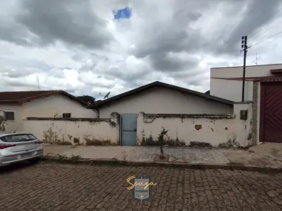 Casa com 3 Quartos à venda, 139m² no Centro, São José do Rio Pardo