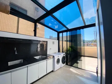 Apartamento com 3 Quartos à venda, 218m² no Centro, Joinville